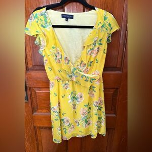 Aeropostale Yellow Shorts Jumpsuit Romper Size S Flowy EUC
